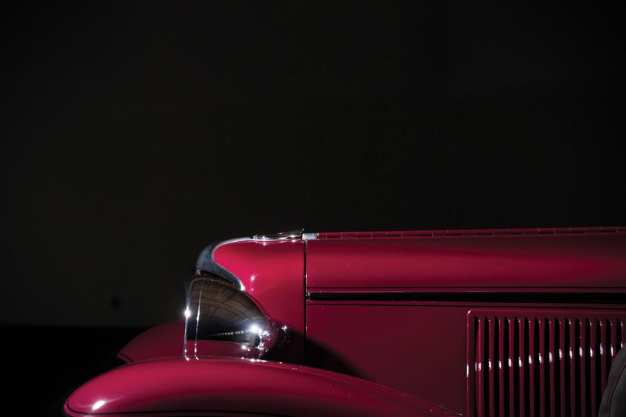 Детали экстерьера Cord L-29 Convertible 1931 года  (фото 31 из 51)
